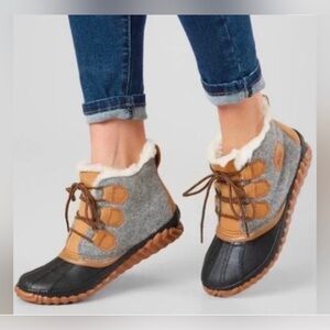Sorel Women’s Out N About Plus Felt Boots Size 6